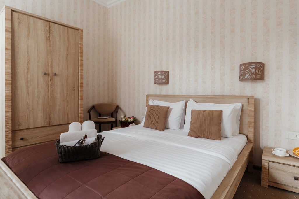 Номер No Name Hotel